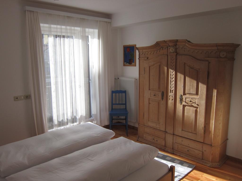 Appartement Dorfplatz Schruns Ruang foto