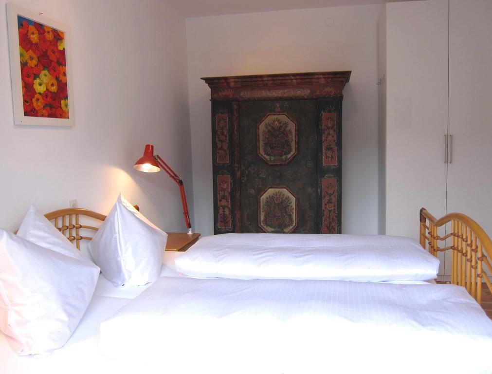 Appartement Dorfplatz Schruns Ruang foto